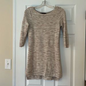 White House, black market tunic sweater, size small